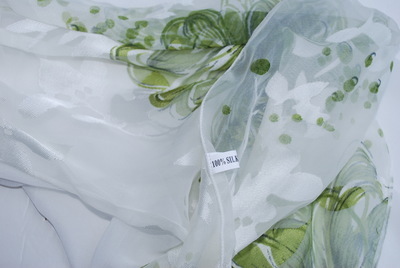 杭州藍美卡絲巾 廠家直銷，高貴新穎，現貨熱銷中